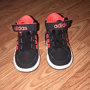 Adidas Hoops Mid